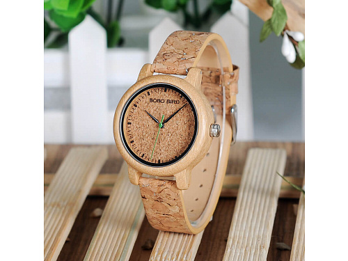 Dřevěné hodinky Danette